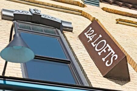 West Dundee Hip Urban Loft - Small Town Charm -124 Lofts #3 מראה חיצוני תמונה